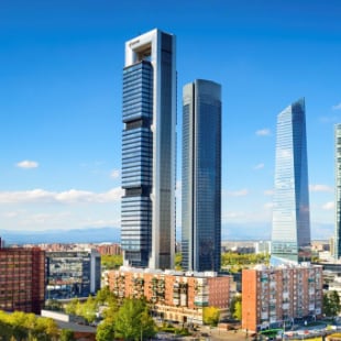 Instalación de rociadores en el Edificio Cepsa